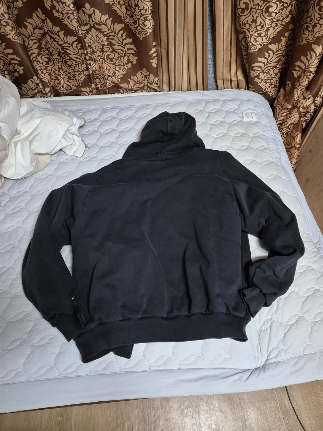 [L] yzy 이지갭 블랙 후드집업 검정 105 상품이미지2