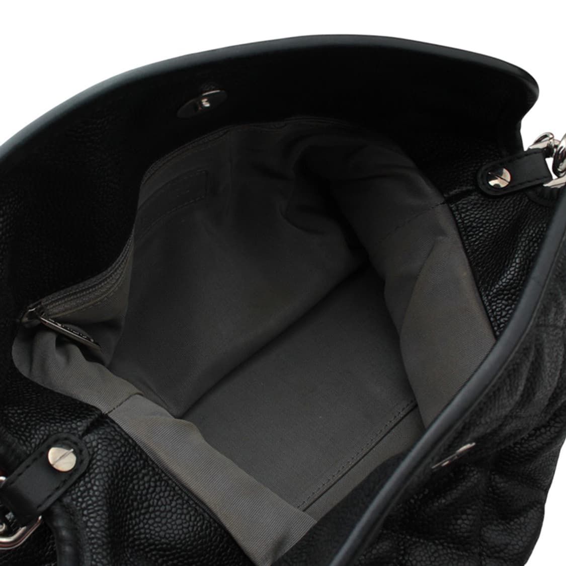 샤넬 은장 CC 블랙 캐비어 퀼팅 체인 숄더백 상품이미지5