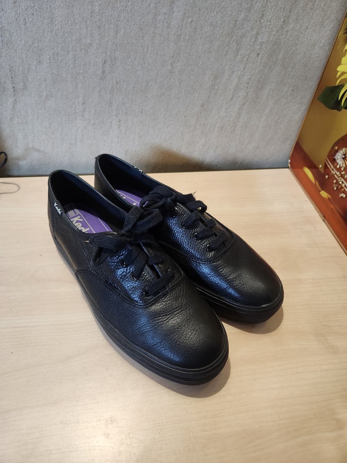  Keds 블랙 레더 스니커즈 39사이즈 (컨디션 A급)” 상품이미지1