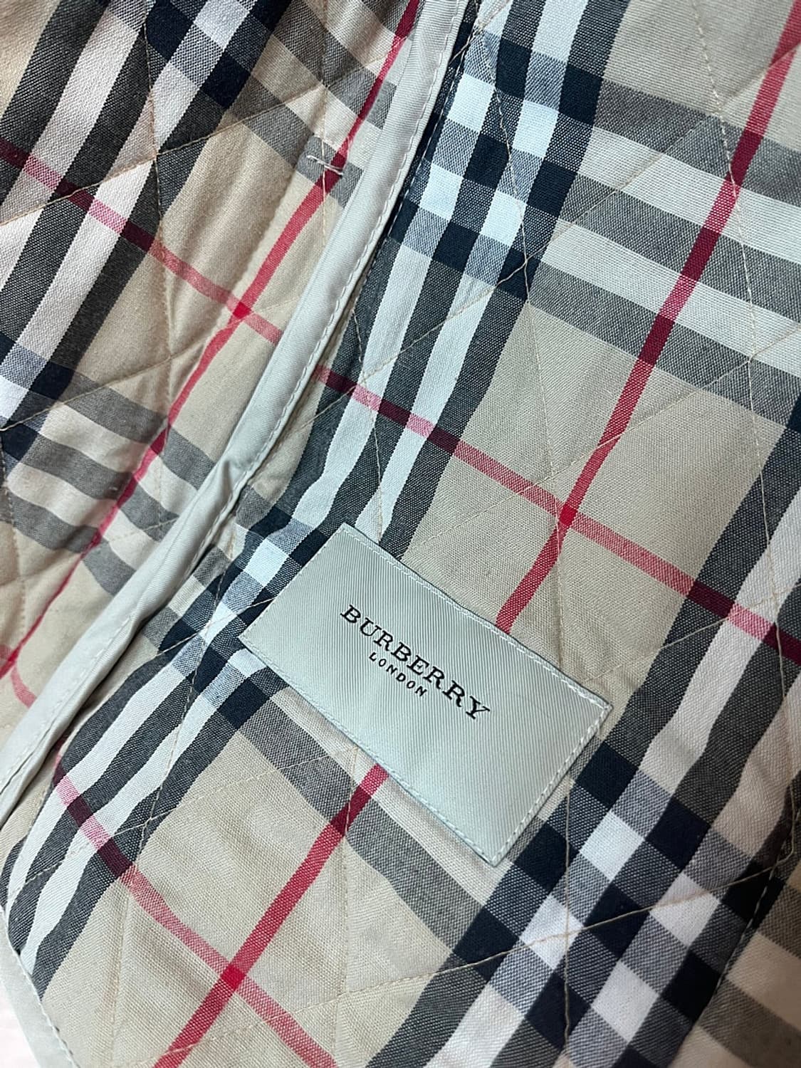여) 버버리 런던 베이지 퀼팅자켓  상품이미지6