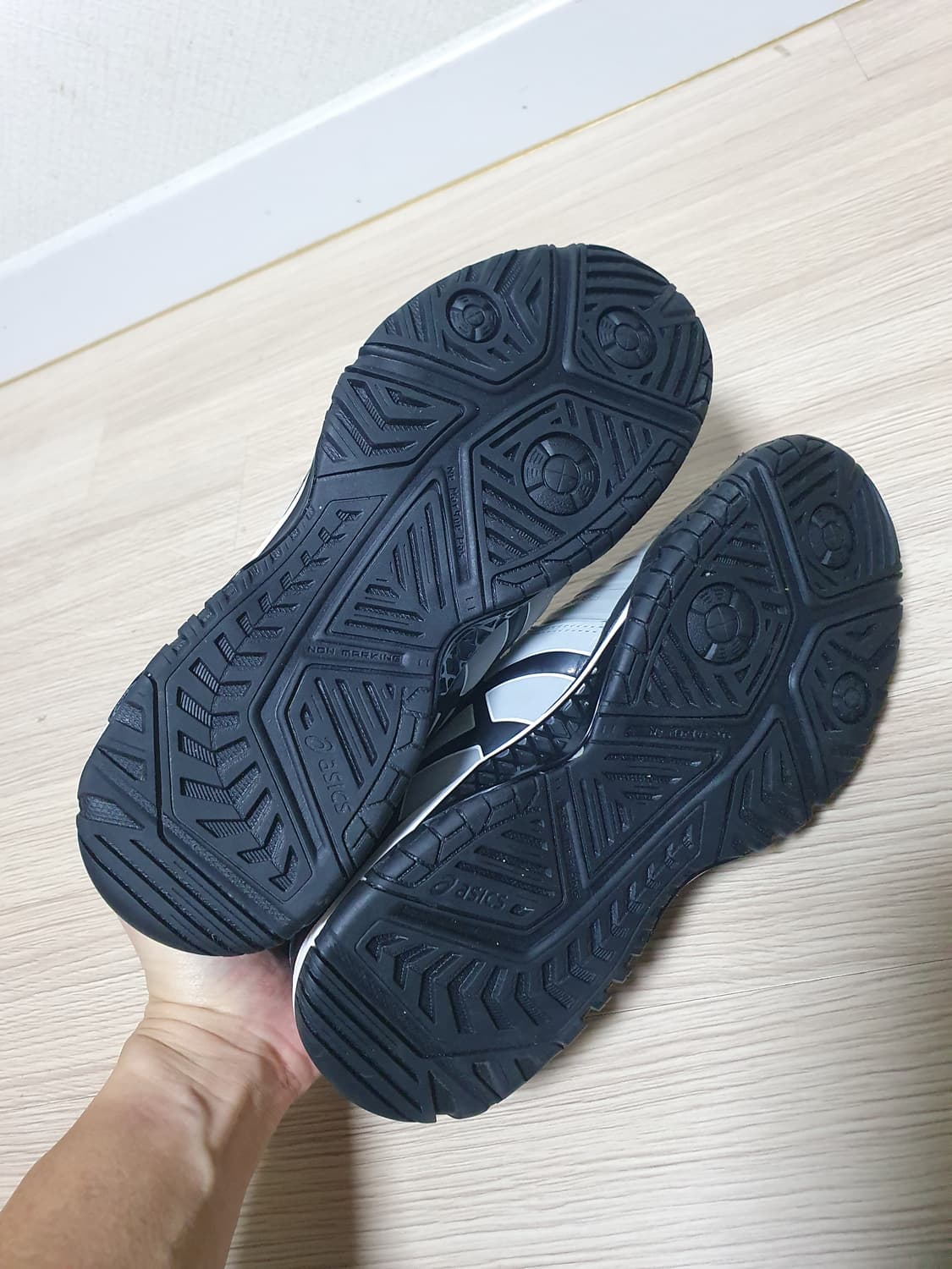 아식스 젤 레솔루션 7 테니스화 그레이 255 상품이미지7