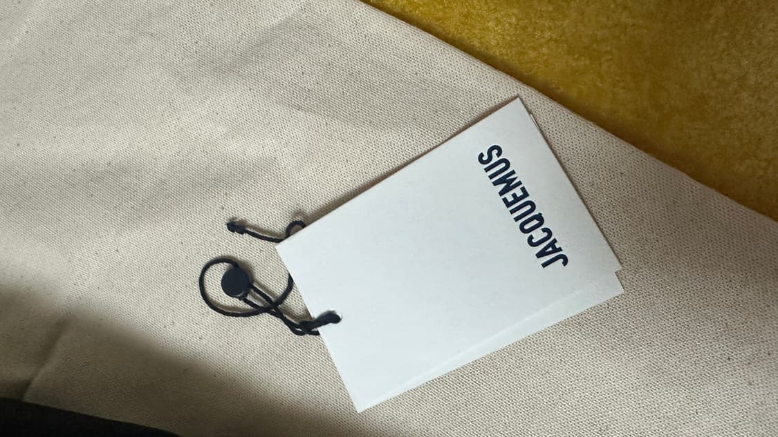 자크뮈스 르 밤비무 푸퍼 나일론 숄더백 블랙 상품이미지6