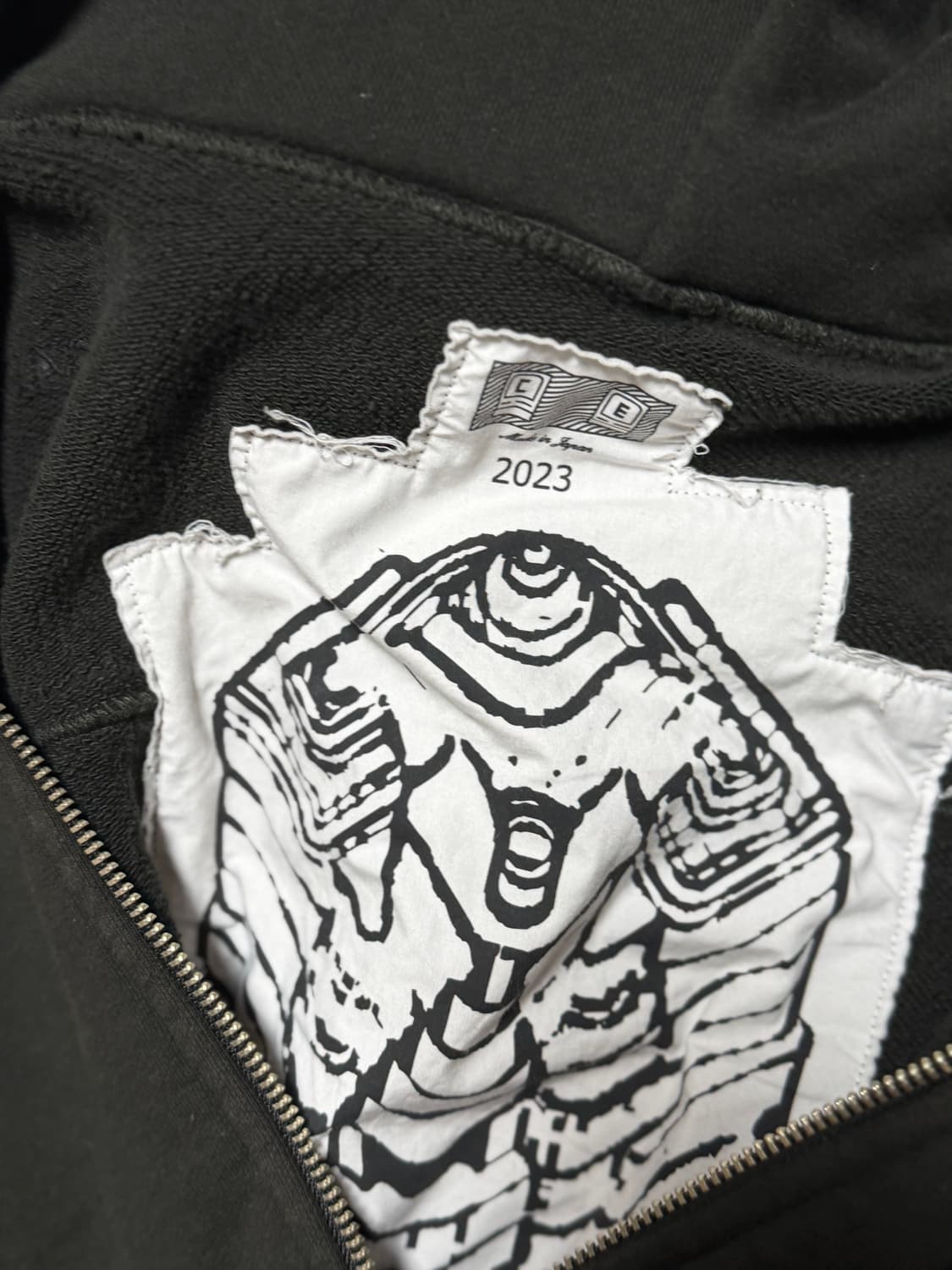 카브엠트 2023 후드집업 [L사이즈] 상품이미지4