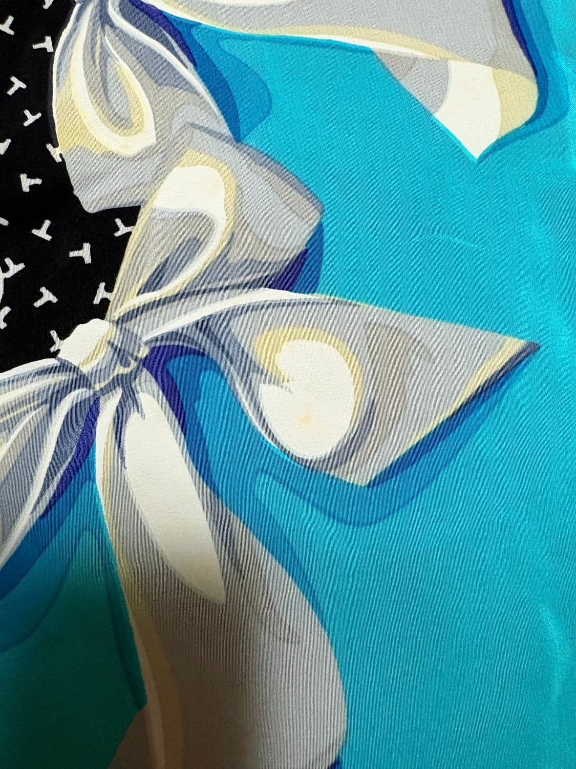 티파니앤코(Tiffany & Co.) 빈티지 실크 대판 스카프 상품이미지10