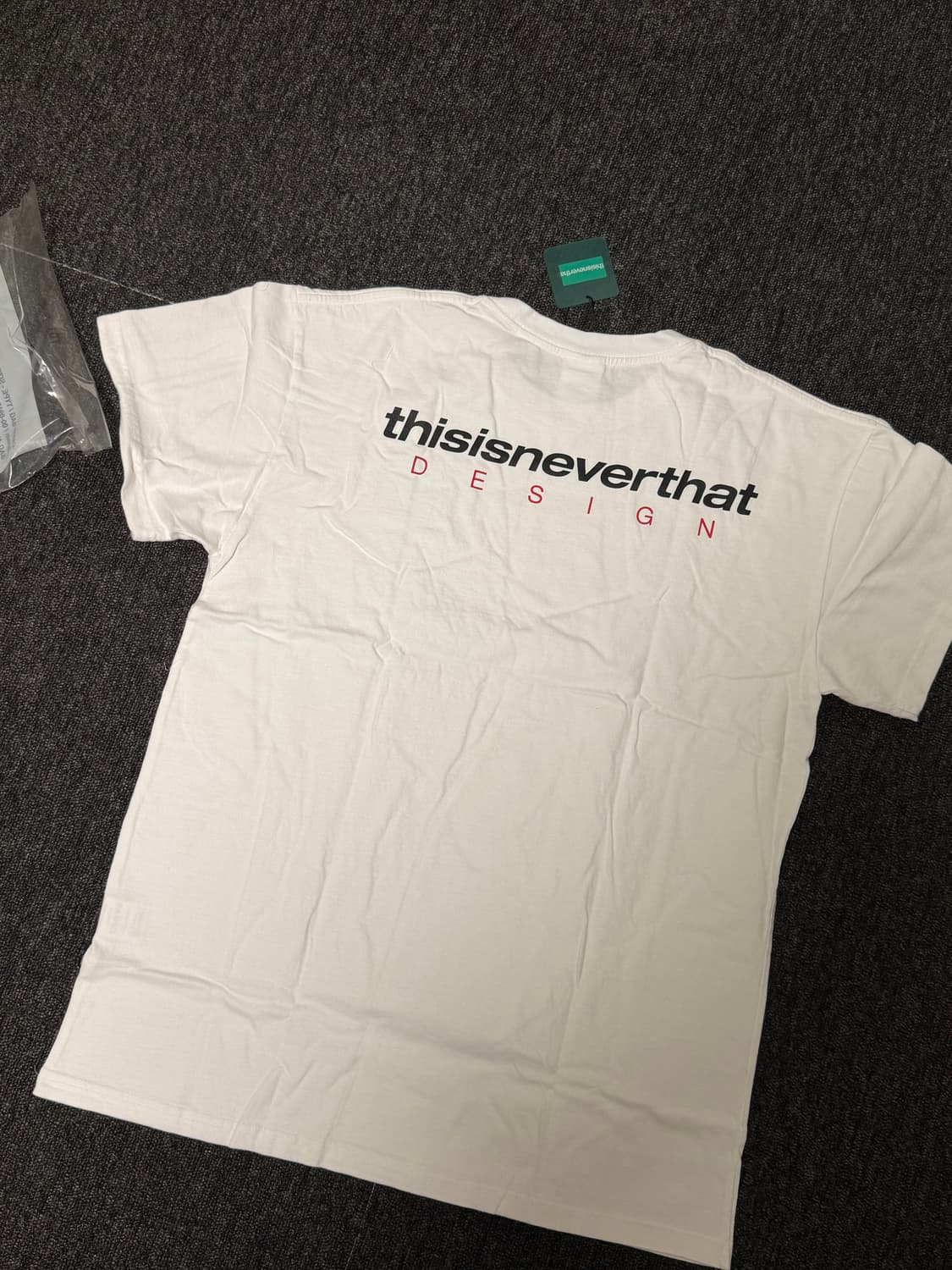 [L] 디스이즈네버댓 DSN-Logo Tee 로고 반팔 화이트 상품이미지1