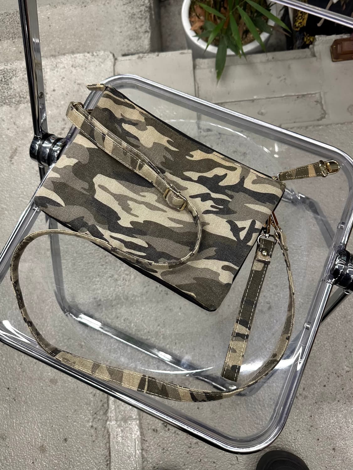 camo canvas clutch cross bag 상품이미지1