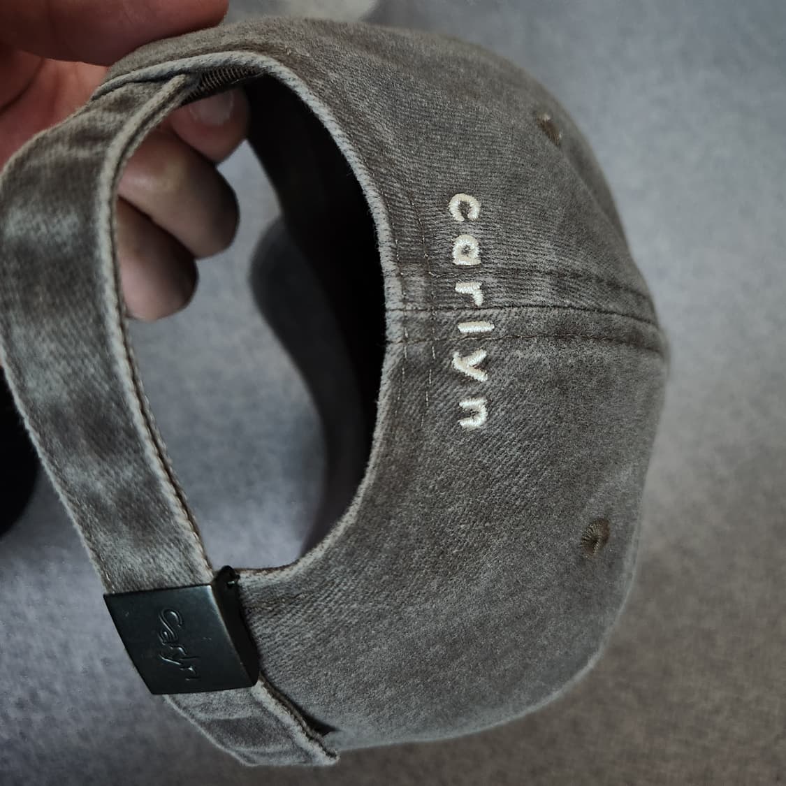 칼린 볼캡 브라운 색상 프리사이즈 팝니다. 상품이미지2