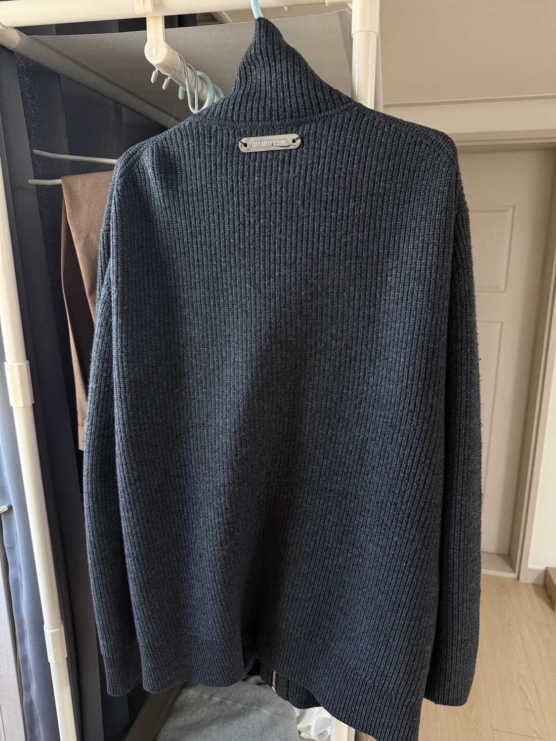 헬무트랭 집업 니트 상품이미지3