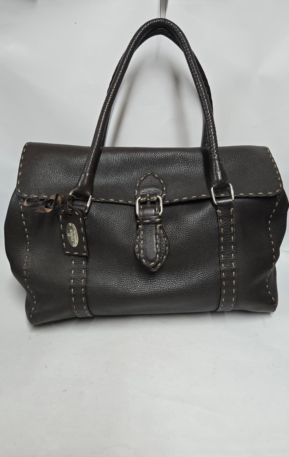 팬디 셀러리아 레더 토트백  상품이미지1