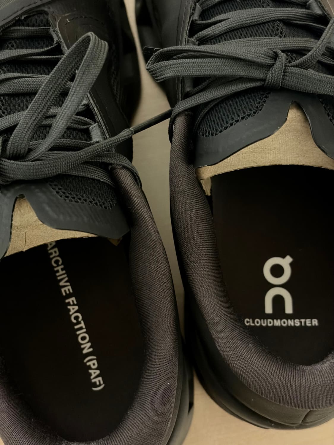 온러닝 X 포스트 아카이브팩션(파프) 클라우드몬스터2 상품이미지7