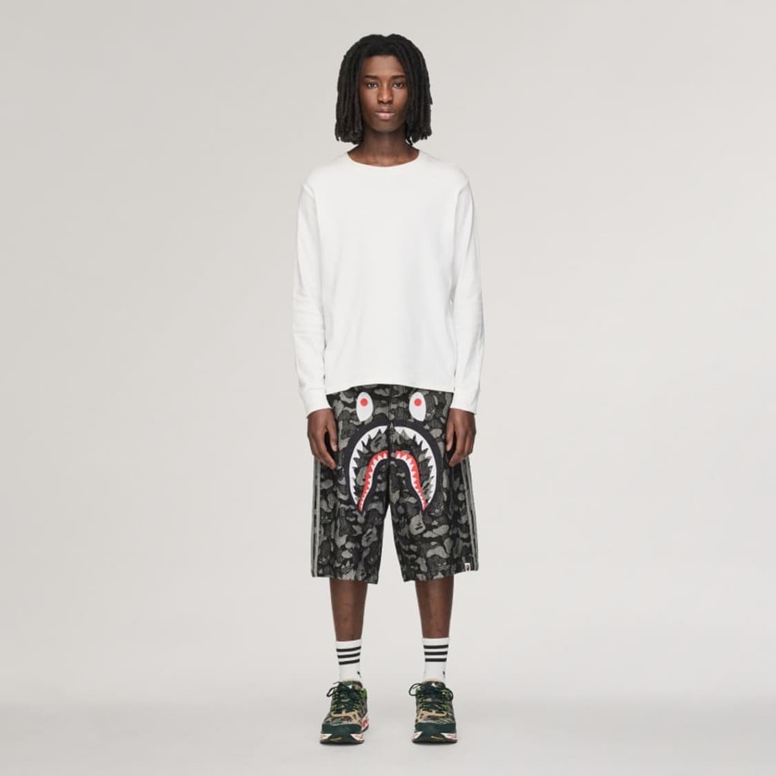 베이프 x 아디다스 샤크 데님 쇼츠 XL 새 상품 상품이미지1