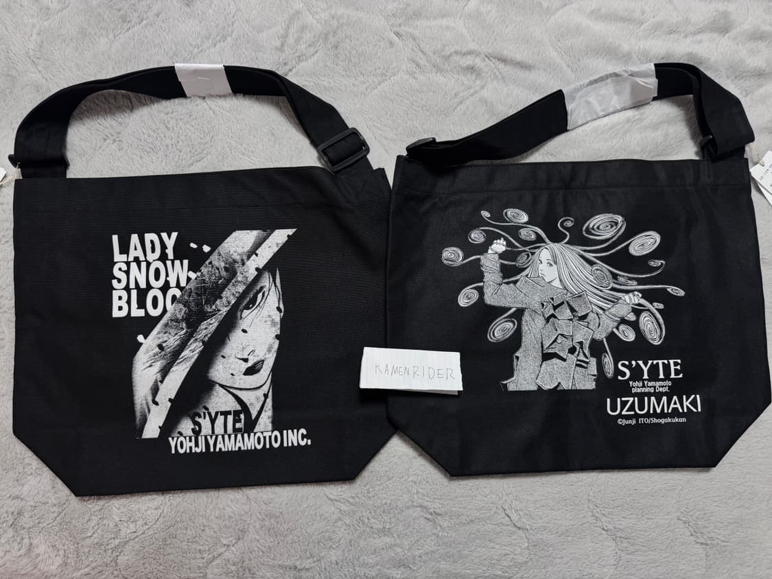 이토준지X요지야마모토(s’yte) 크로스백 상품이미지1