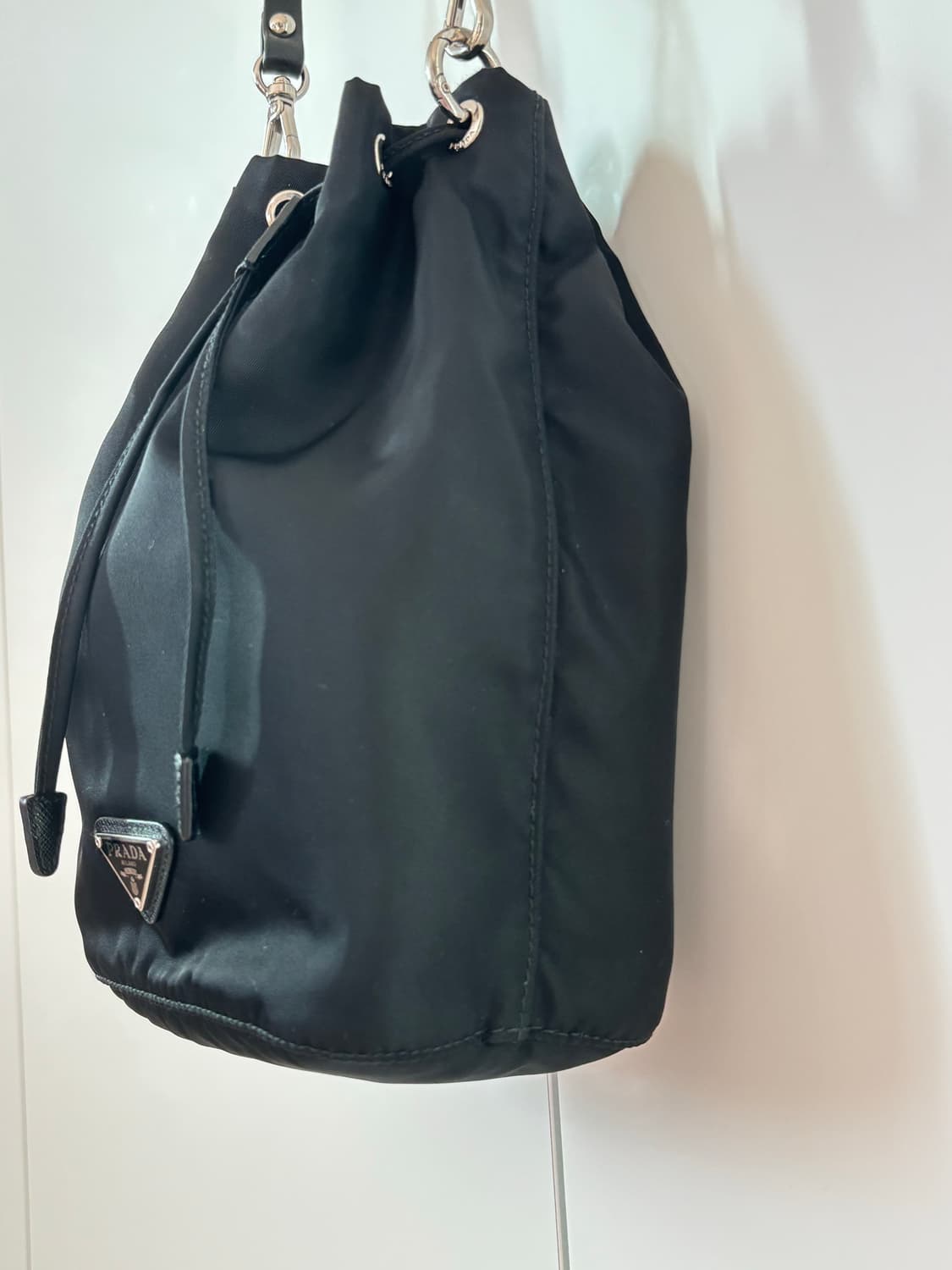 프라다 리나일론 파우치 복조리백 상품이미지3