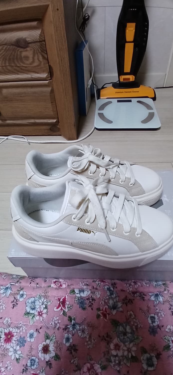 푸마 스니커즈(240mm) 상품이미지2