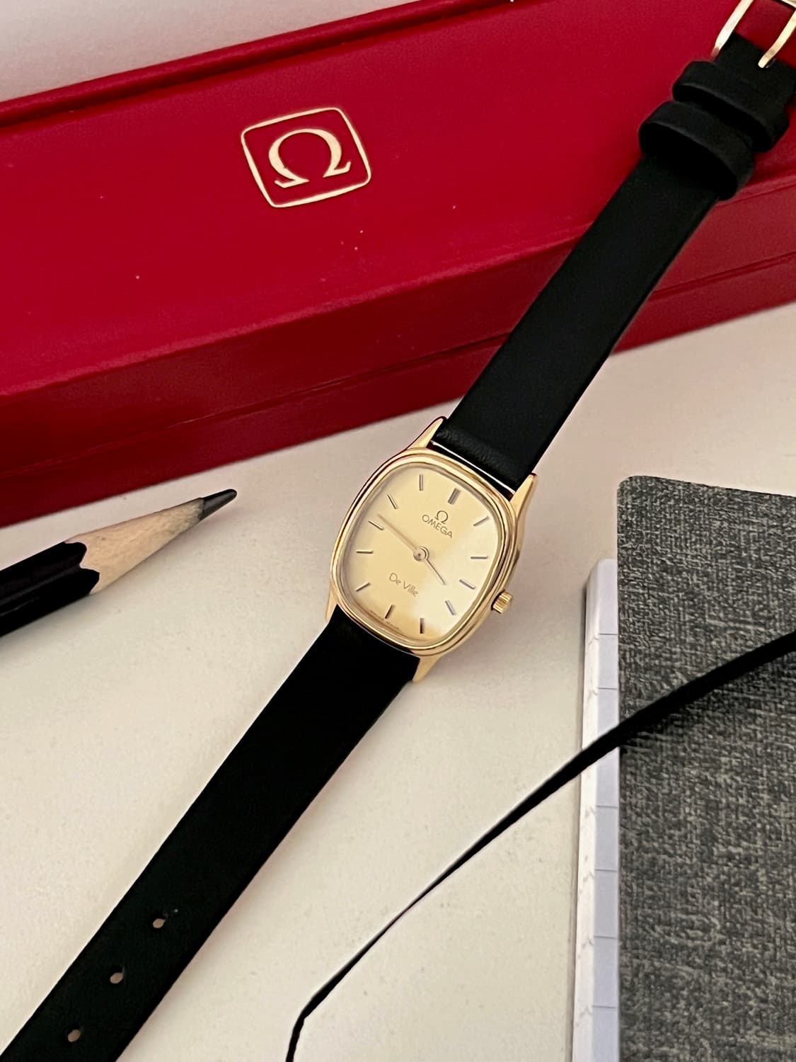 OMEGA 오메가 드빌 골드 케이스 쿼츠 시계  상품이미지8
