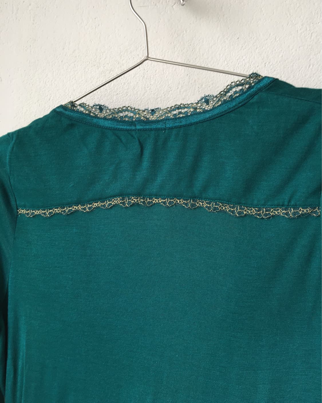 Lace trimming deep neck wrap sleeve 상품이미지5