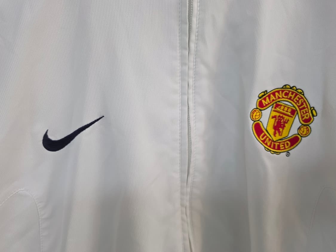 나이키 맨유 트레이닝탑 바람막이 흰파 상품이미지2