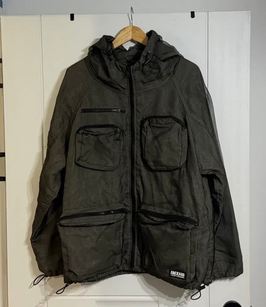 아임낫어휴먼비잉 윈드브레이커 XL 상품이미지1