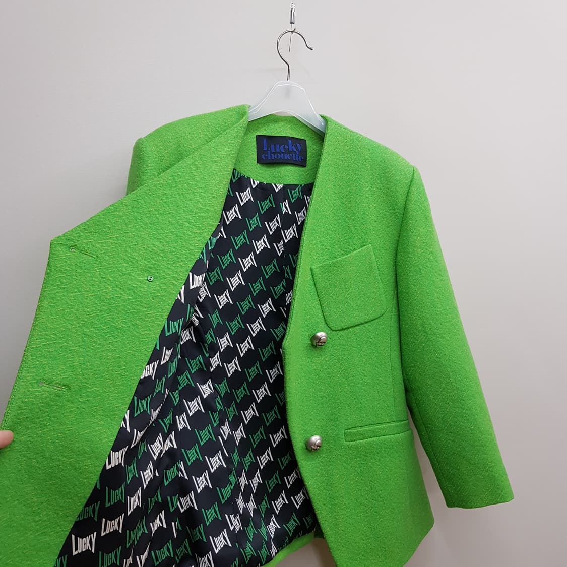 럭키슈에뜨 2022 더블버튼 울 자켓  36사이즈 상품이미지6