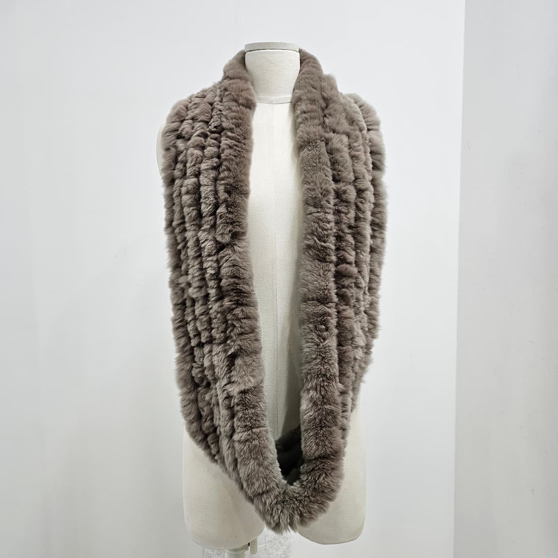 프리미엄 래빗퍼 볼륨 롱 머플러 상품이미지2