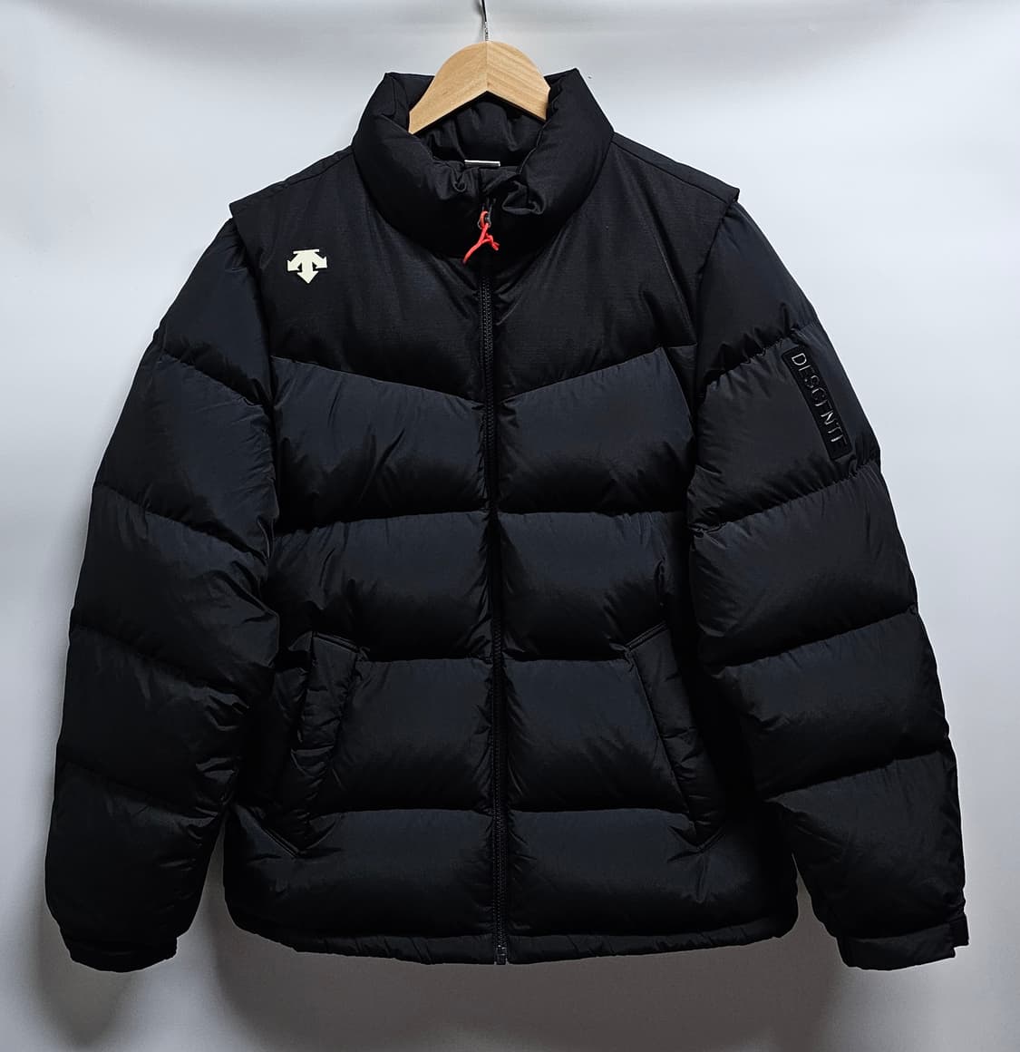 데상트 트랜스폼 덕다운패딩 90(조끼분리가능) 상품이미지1