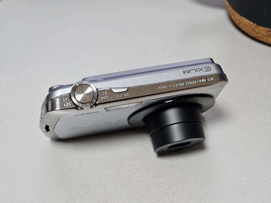 카시오 엑슬림 z330 메이크업 셀피 디카 상품이미지3