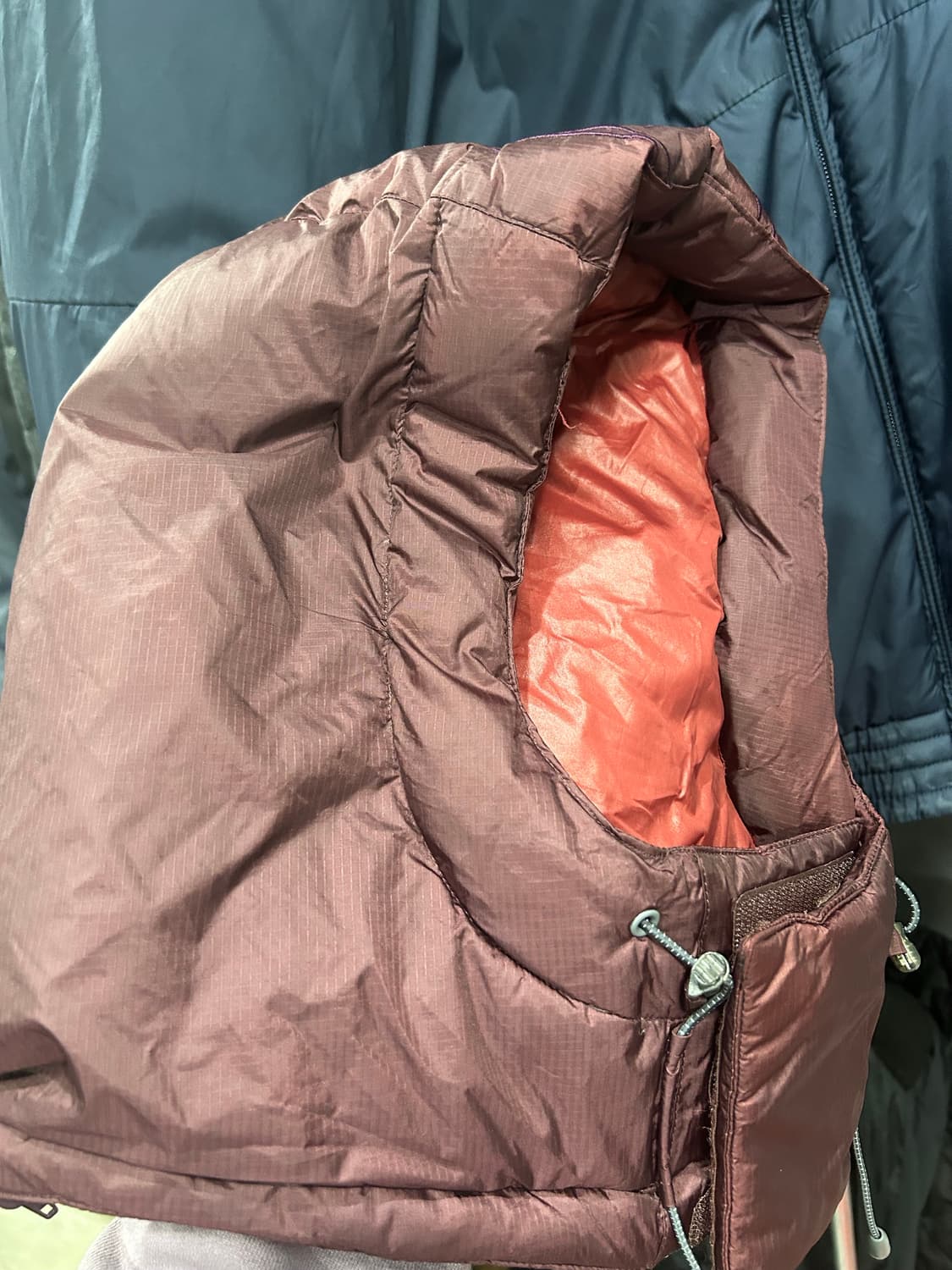 살로몬 구스다운 패딩(L, 800필) 상품이미지10