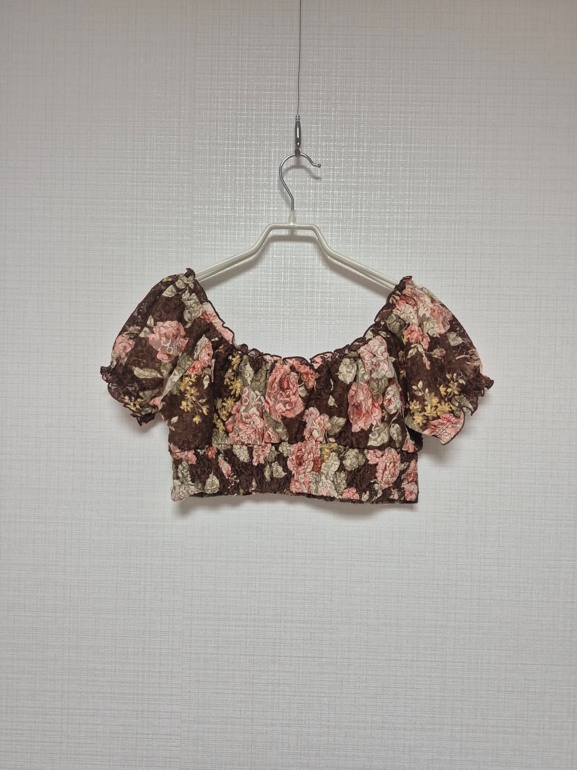 리즈리사 수선템 쵸코플로럴 크롭탑  상품이미지4