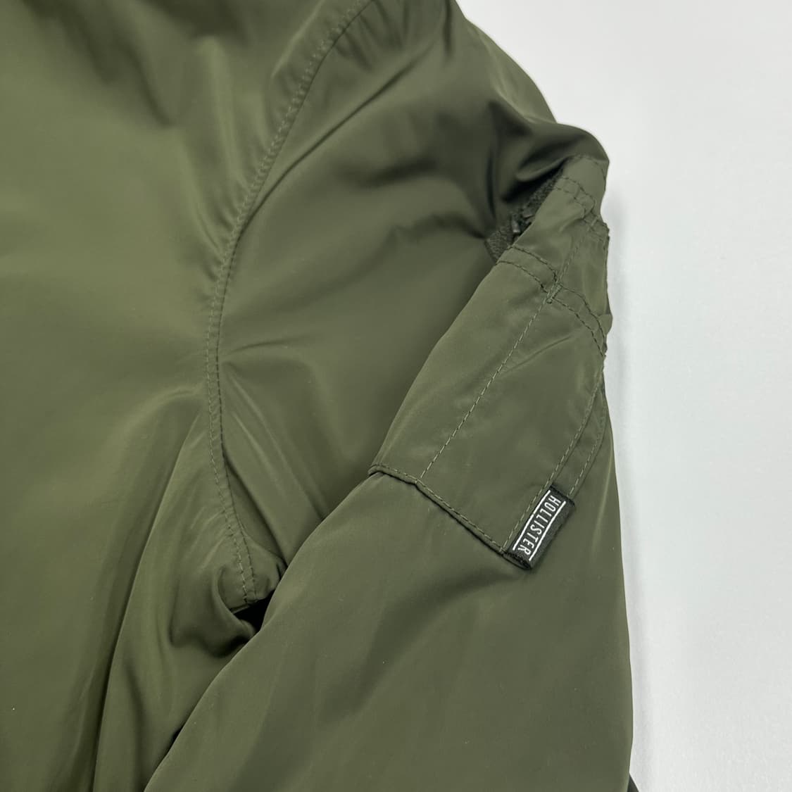 홀리스터 카키 후드 항공점퍼 상품이미지3
