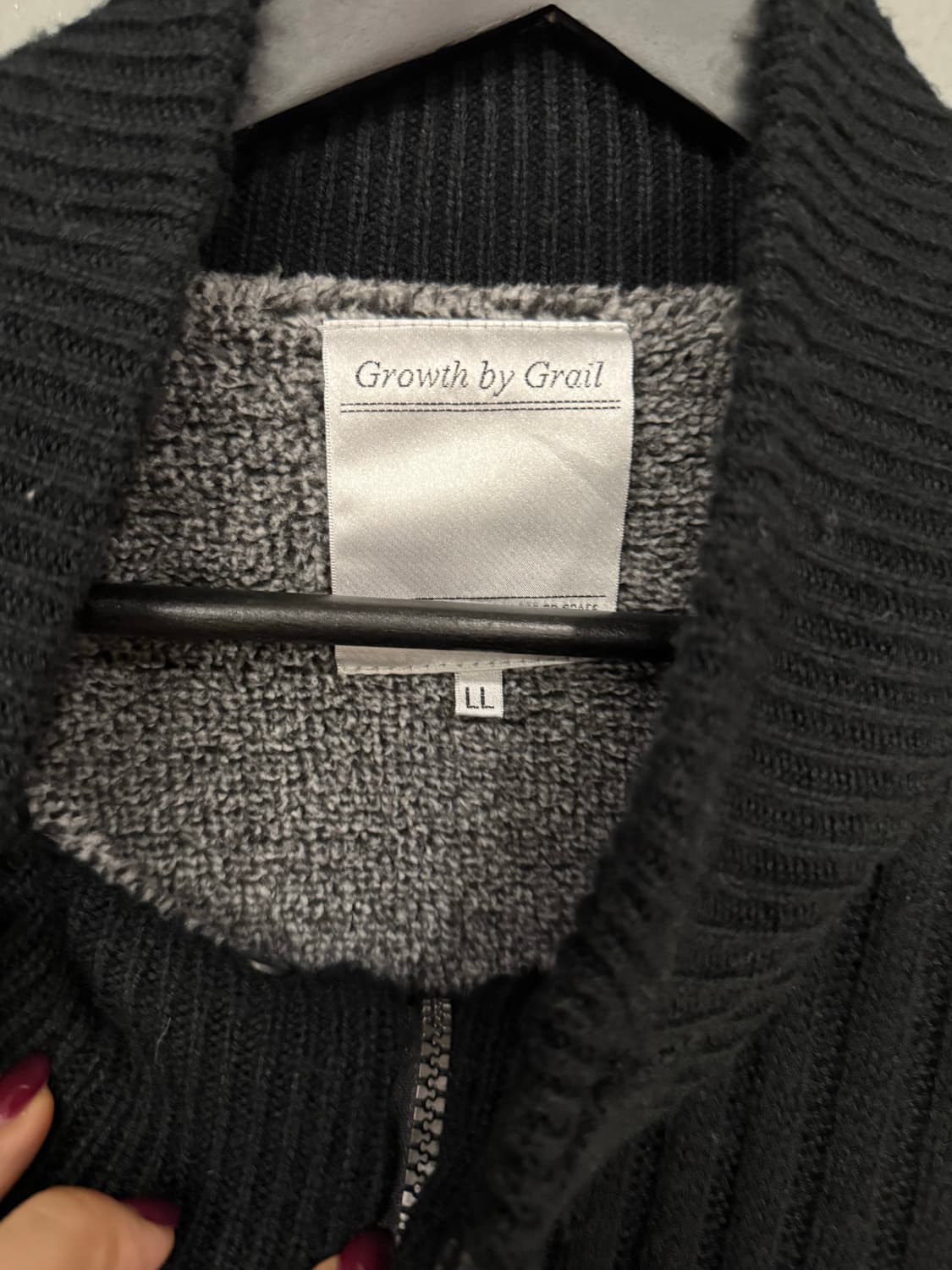 multi pocket neck buckle knit zip-up 상품이미지9