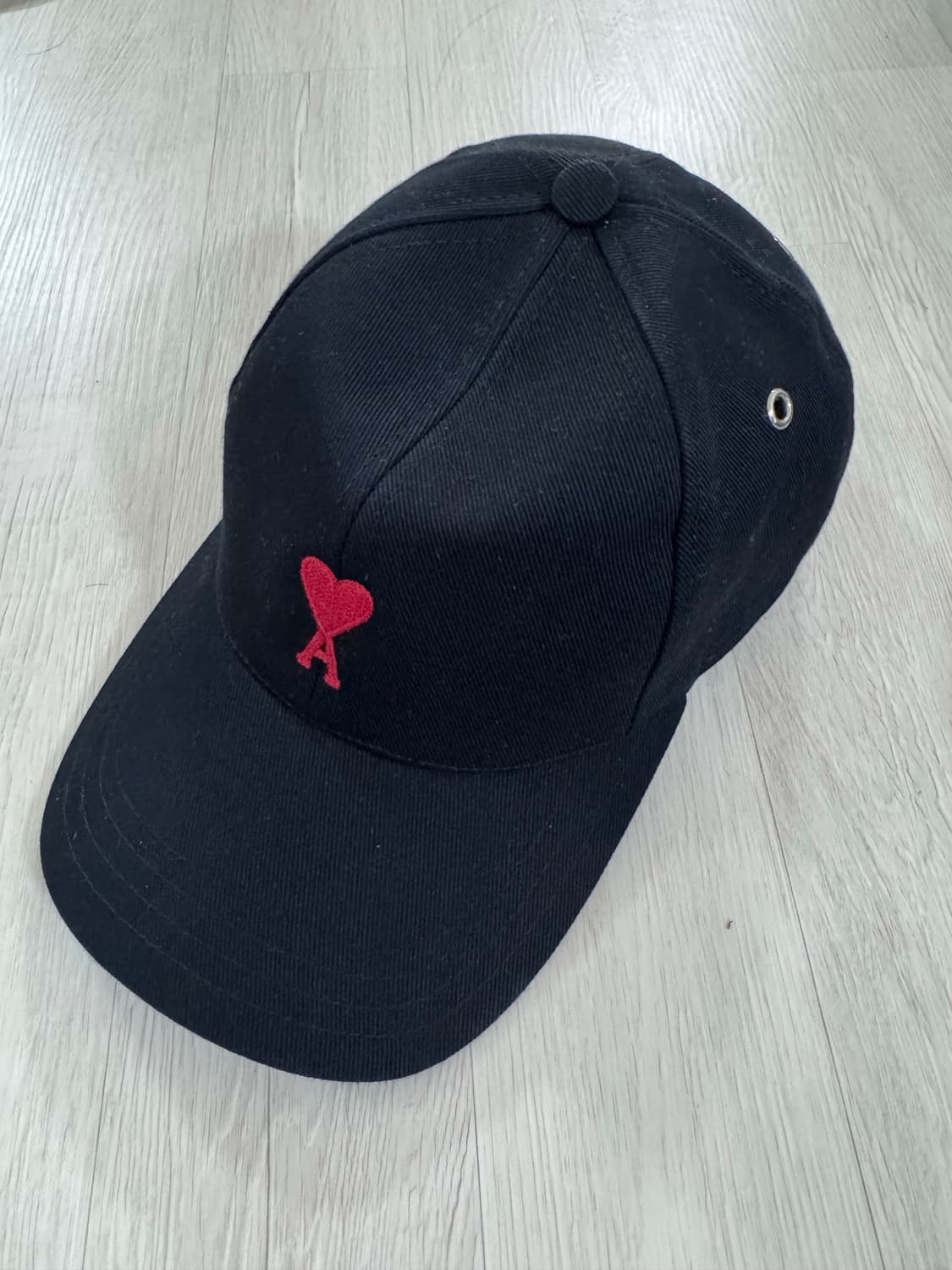 아미 AMI 볼캡 판매합니다 상품이미지1