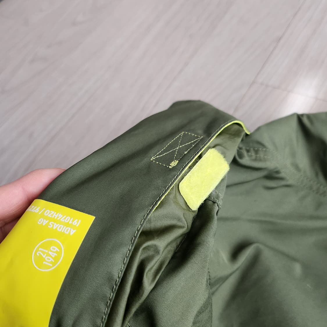 아디다스  점퍼 자켓●남녀공용 ●표기사이즈 M(90~105가능) 상품이미지4