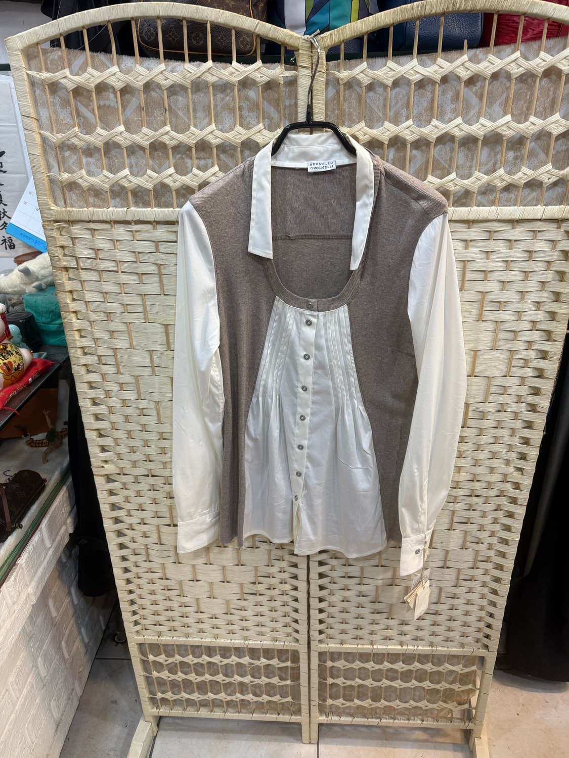 66 정품 부르넬로 쿠치넬리 블라우스 팝니다 상품이미지1