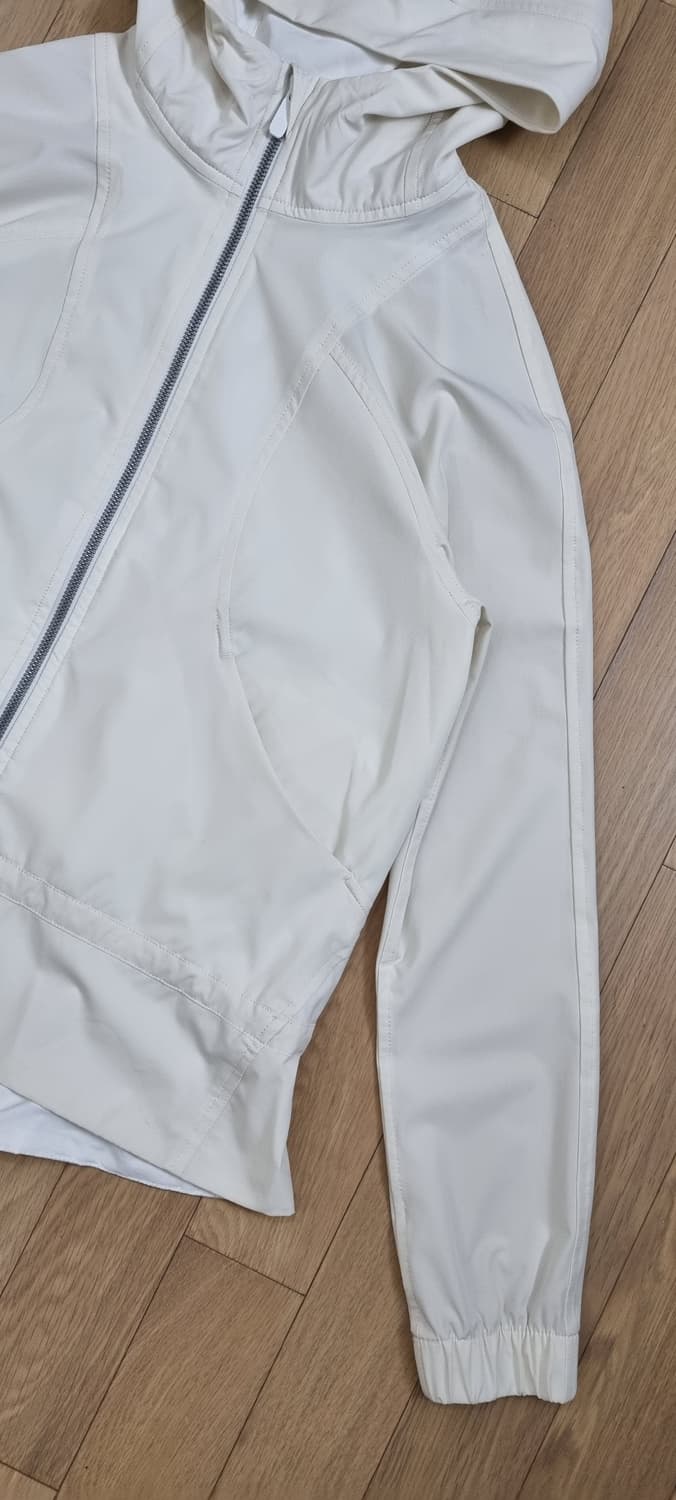 룰루레몬 스트래치 후드 바람막이 2size _ 여성 상품이미지4