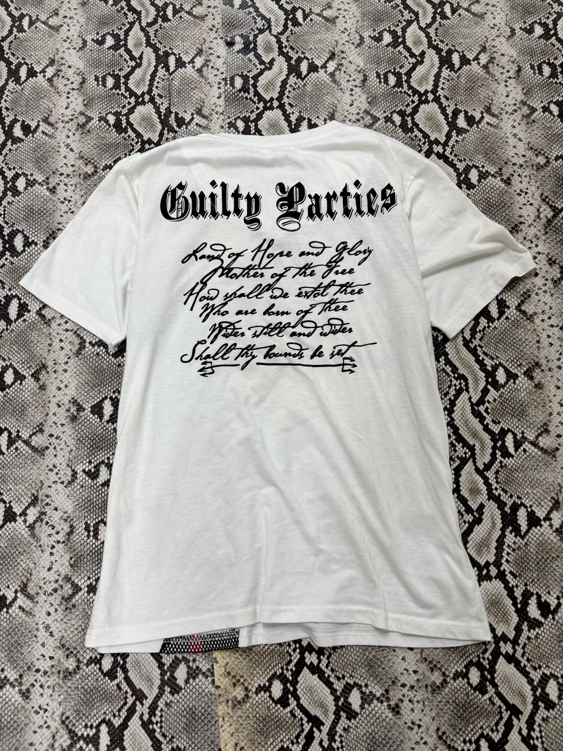 “Vintage” 00’s Design Skull Print Tee 상품이미지6