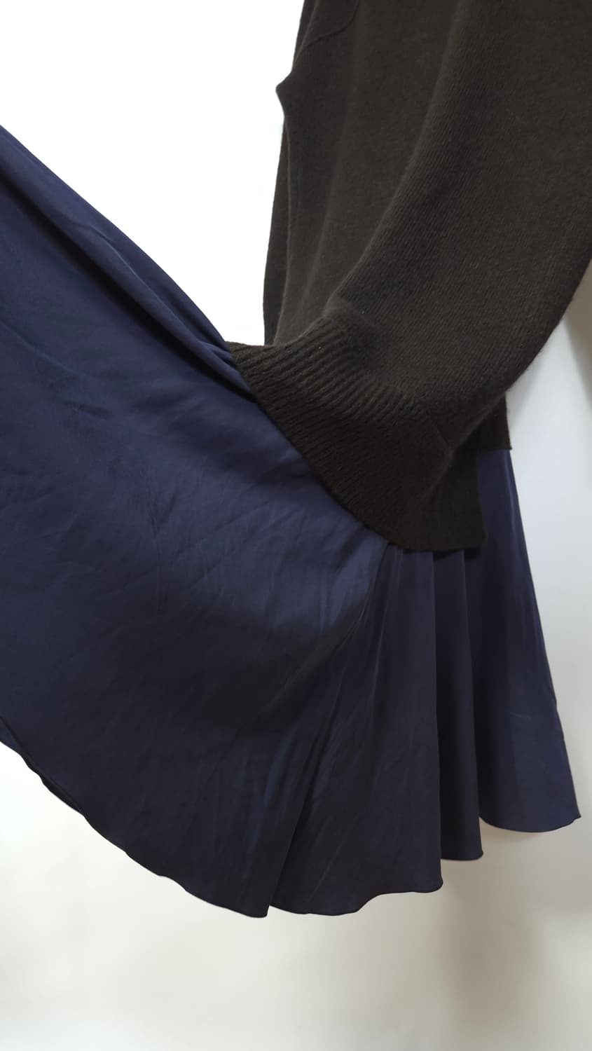 한섬 시스템 루즈핏 레이어드 니트 롱원피스 F 사이즈 상품이미지8