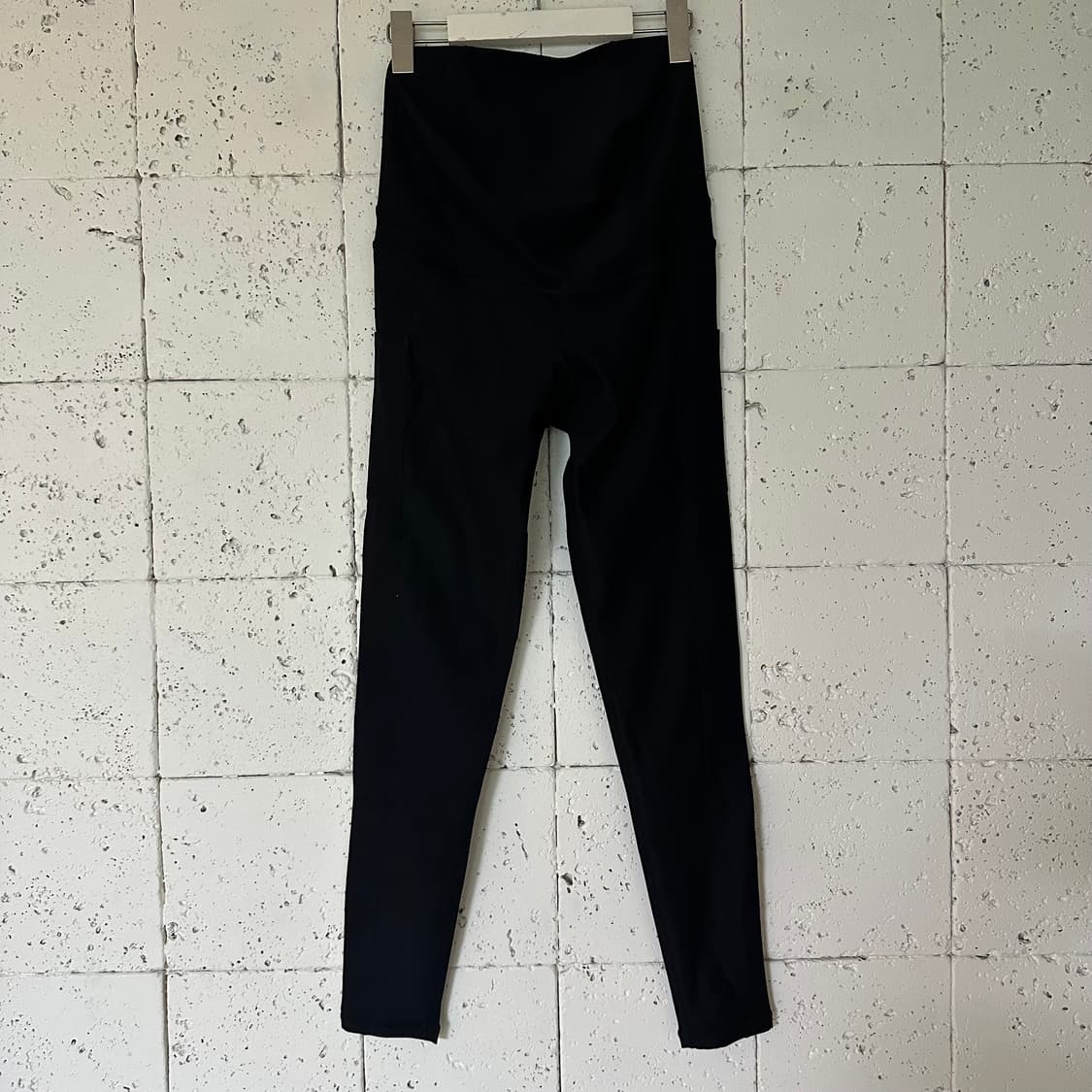 새상품 우먼S 버블라임 레깅스 블랙 상품이미지3