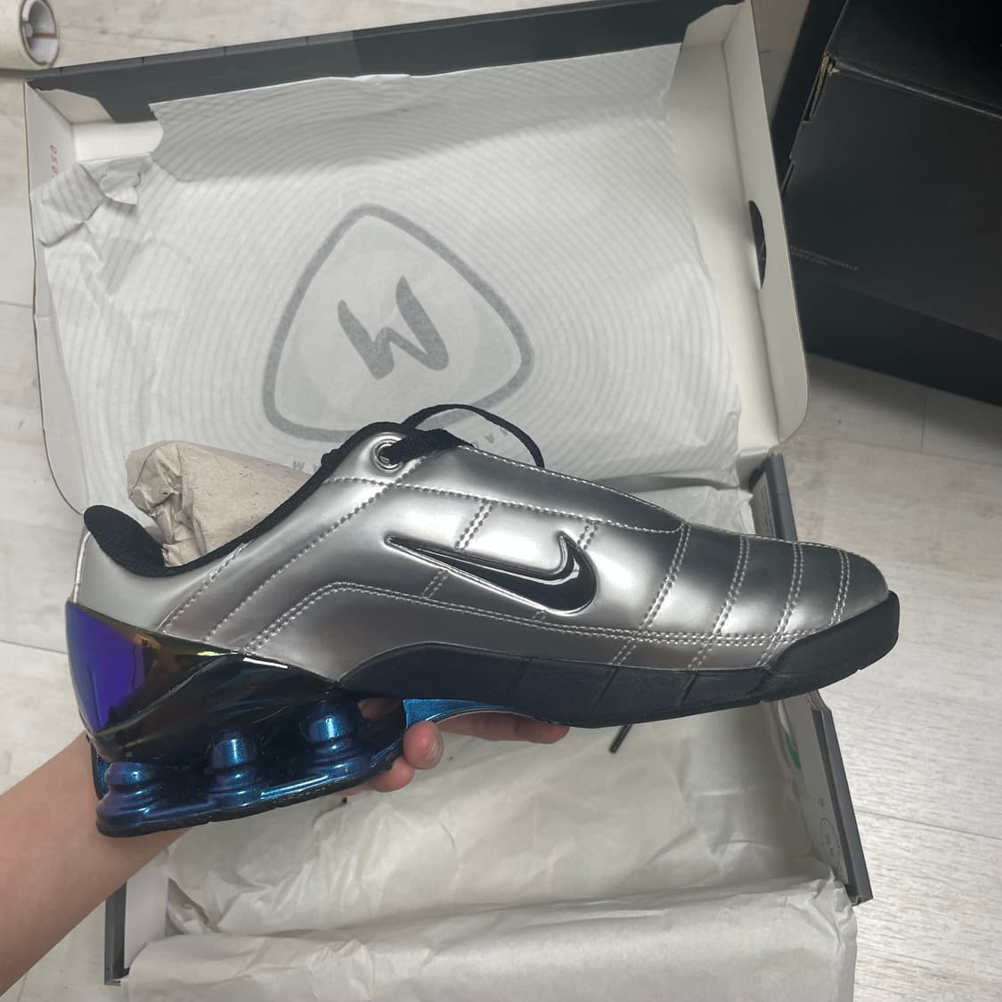 [240] 나이키x마하 암스테르담 T90 샥스 실버 상품이미지2