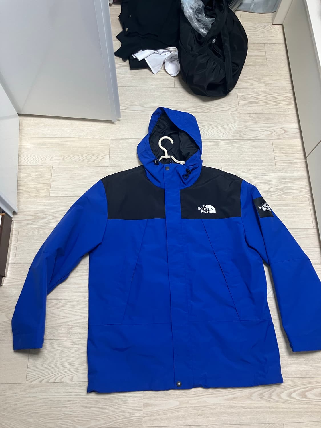 노스페이스 바람막이 L사이즈 상품이미지1