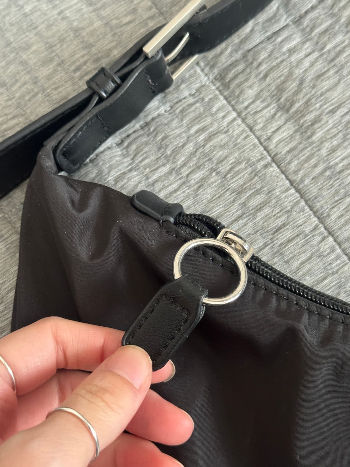 프라다 빈티지 리사이클링 숄더백 상품이미지4