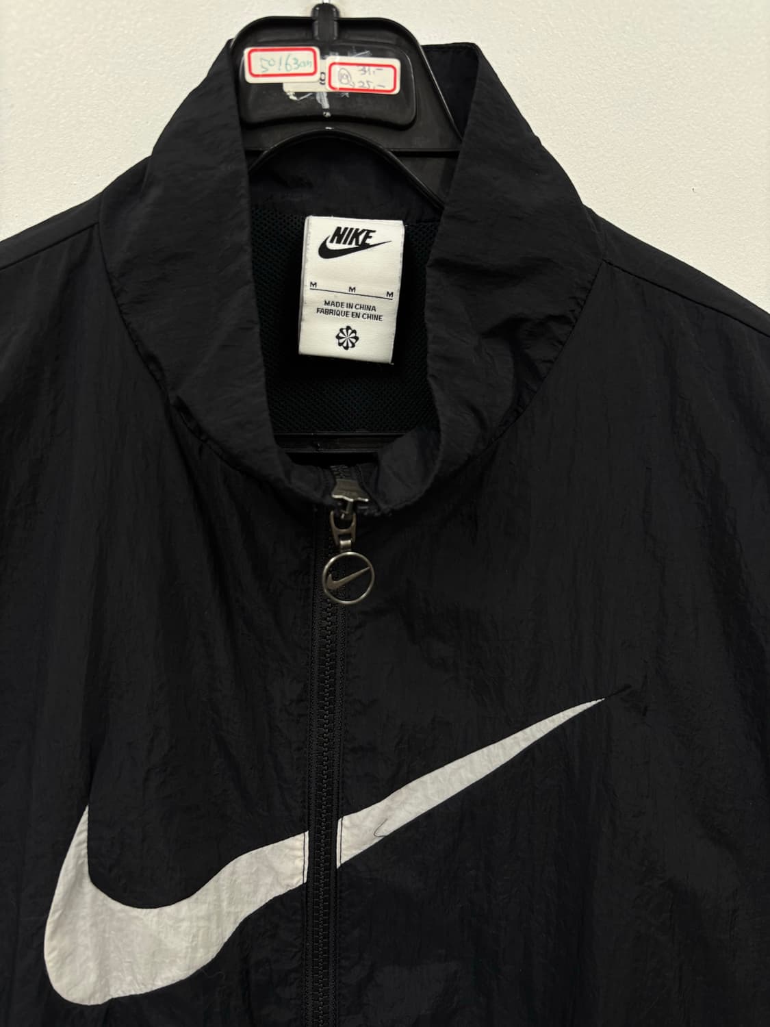 나이키 우먼 바람막이 상품이미지3