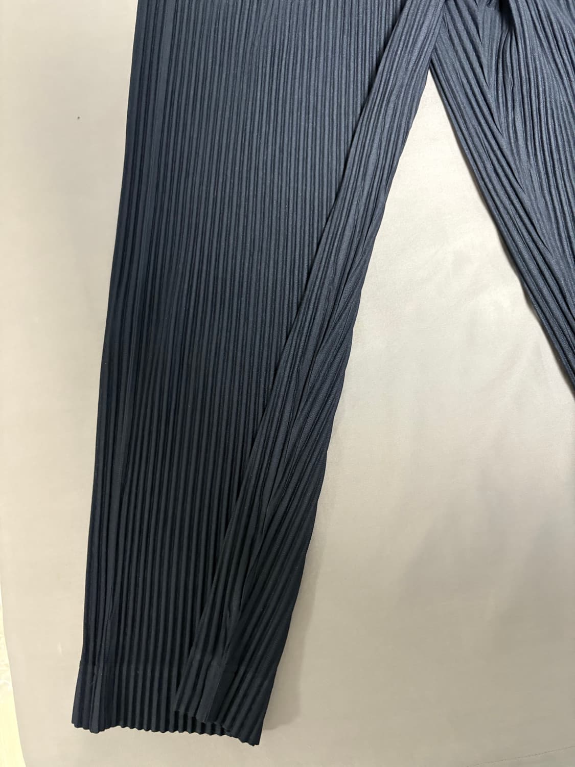 이세이미야케 옴므플리세 먼쓸리 블랙팬츠1 상품이미지9