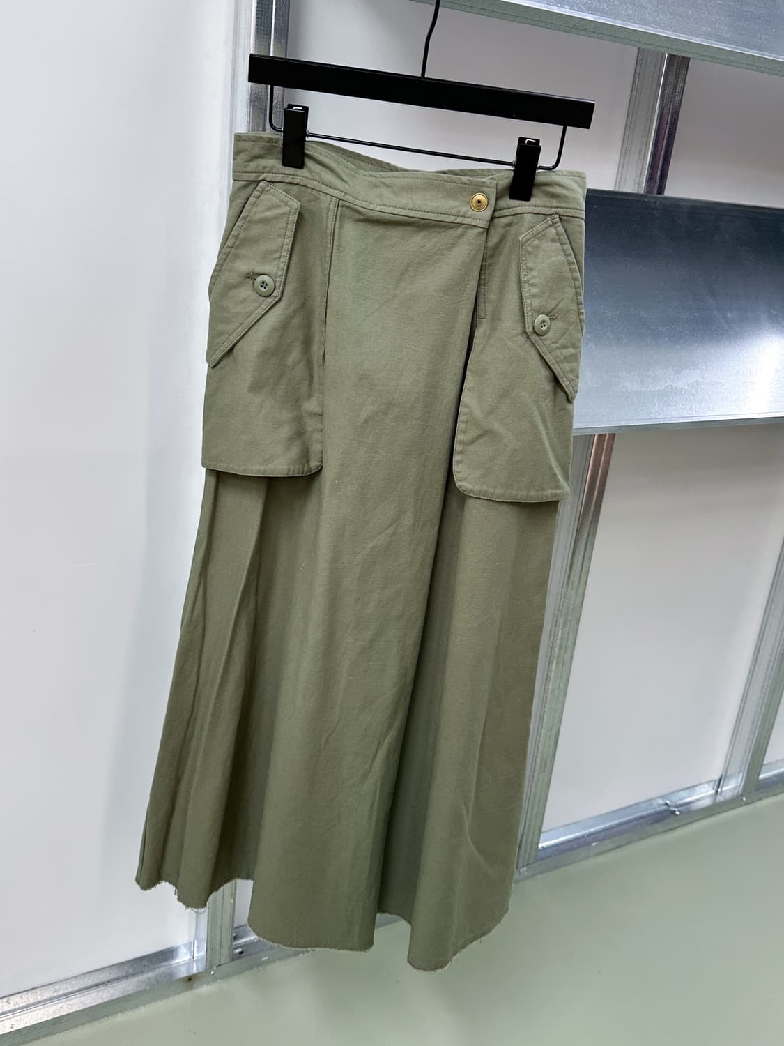 soft khaki wrap maxi skirt 상품이미지4