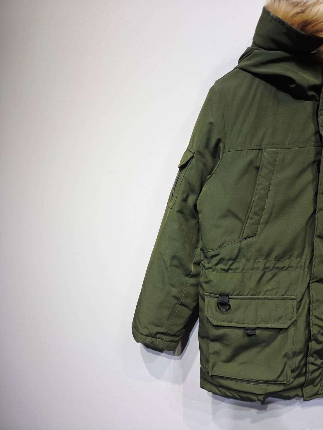 리바이스 구스다운 카키 야상 패딩 상품이미지3