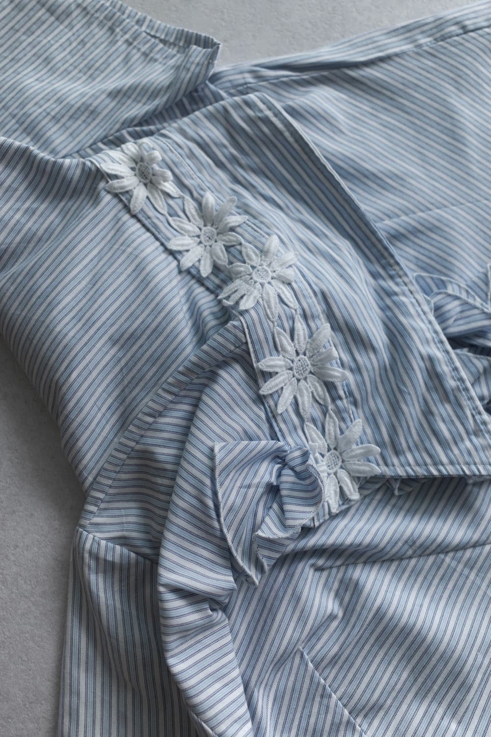 frill half shirt  상품이미지4