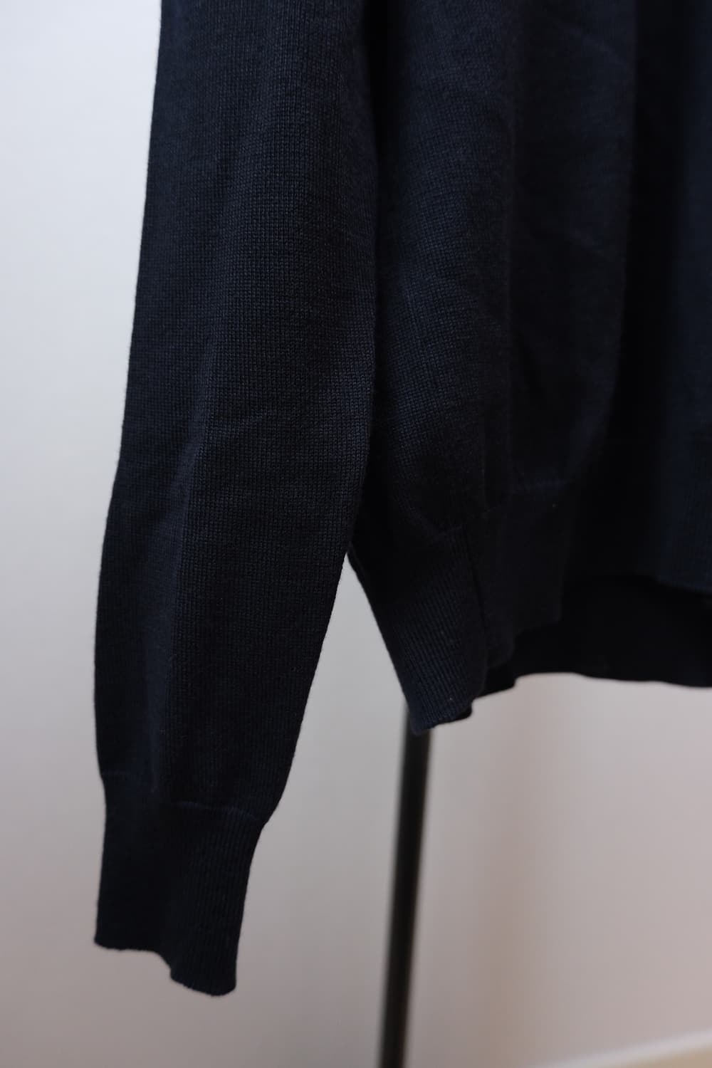 Prada 브이넥 니트 48 상품이미지4