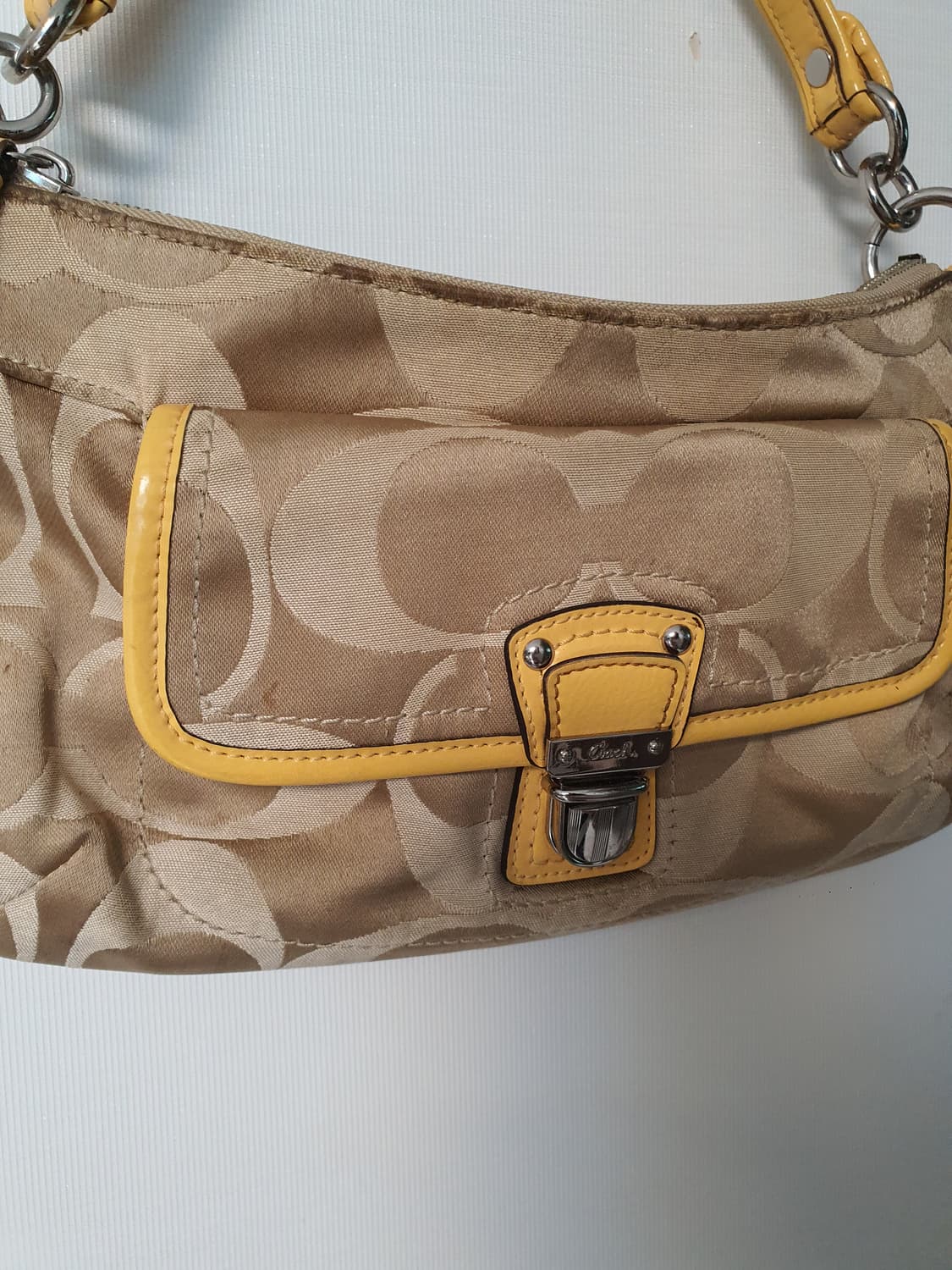 코치 시그니처 숄더백 상품이미지2