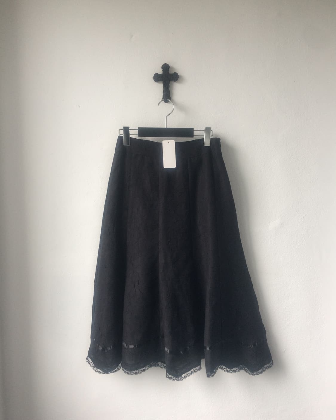 Lace line detail long skirt 상품이미지1