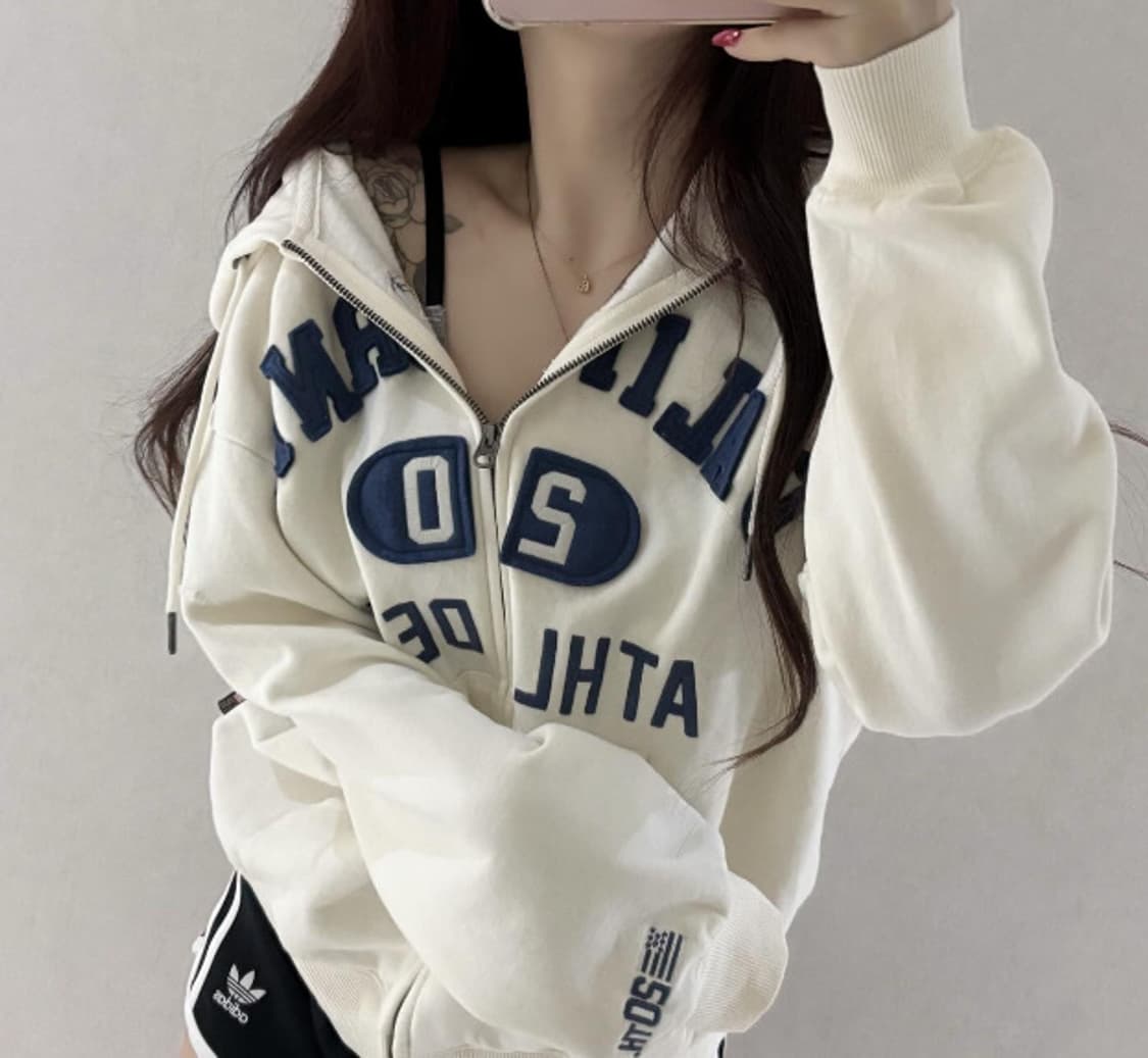 유일매물) 후아유 크림블루 아이보리 대대장 후드집업 상품이미지1