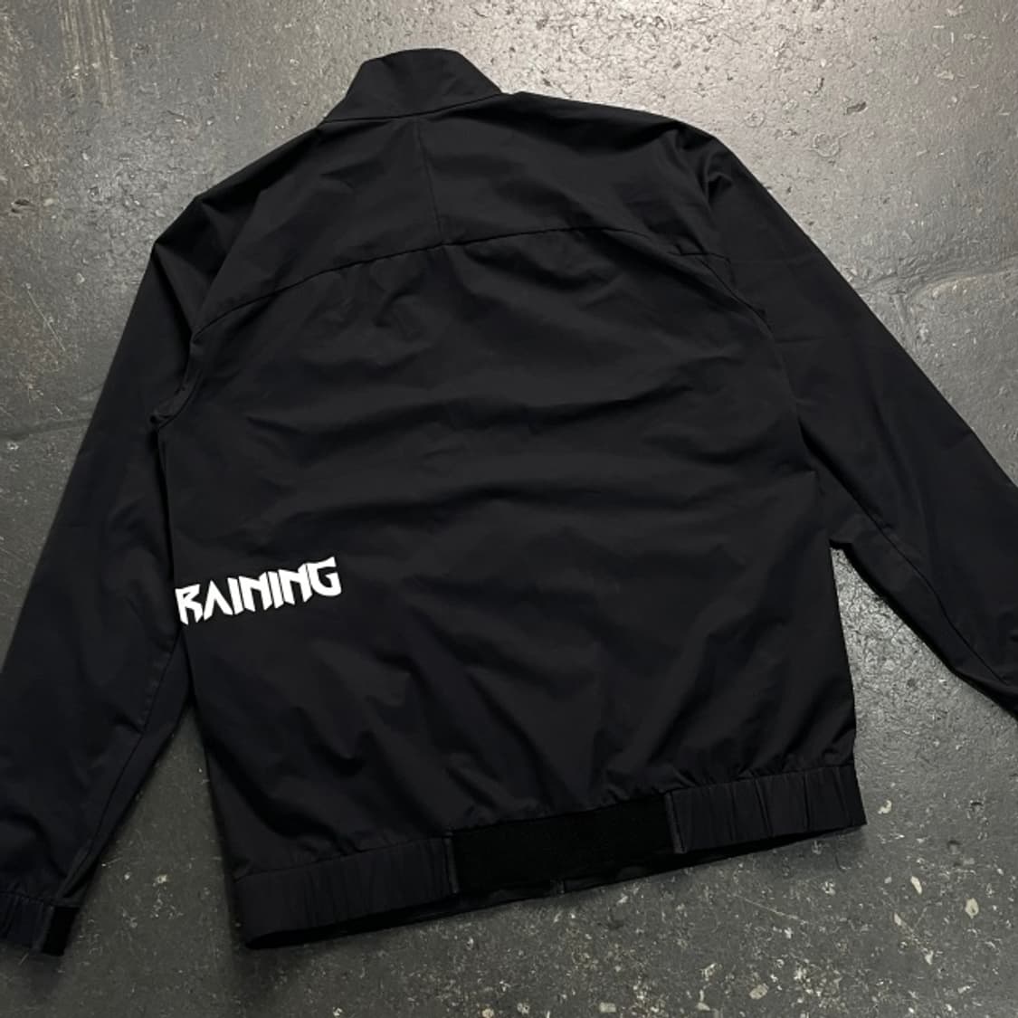 100 데상트 바람막이 상품이미지5